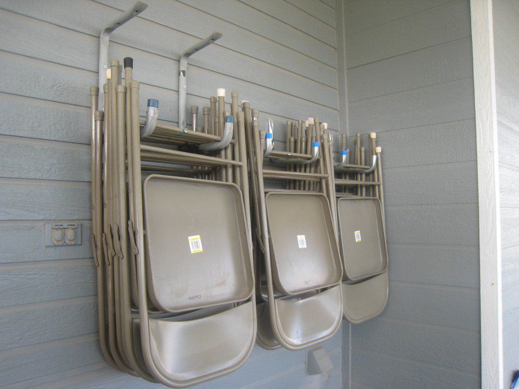 how to hang lawn chairs in garage